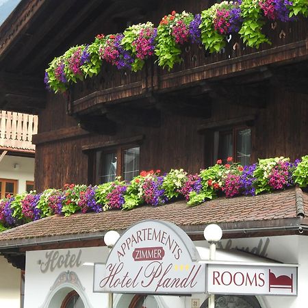 Hotel Garni Pfandl Нойштифт-им-Штубайталь Экстерьер фото